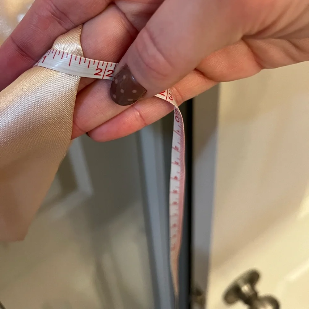 Pink Robe Size XL - Picture 11 of 11